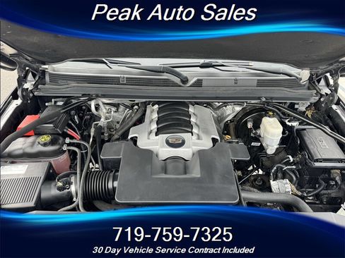 Used 2017 Cadillac Escalade Luxury image 10