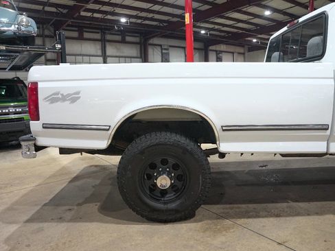 Used 1995 Ford F250 4x4 Regular Cab image 9