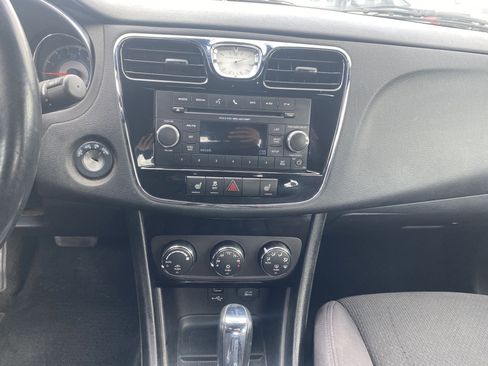 Used 2013 Chrysler 200 Touring w/ Cold Weather Group FWD image 20