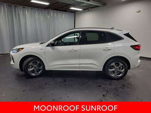 Used 2023 Ford Escape ST-Line w/ Tech Pack #1 image 5