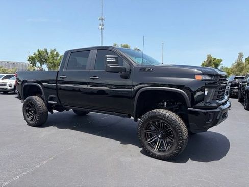 Used 2024 Chevrolet Silverado 2500 Custom w/ Custom Value Package AWD/4WD image 1