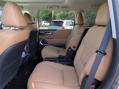 New 2026 INFINITI QX80 Luxe w/ Cargo Package image 14