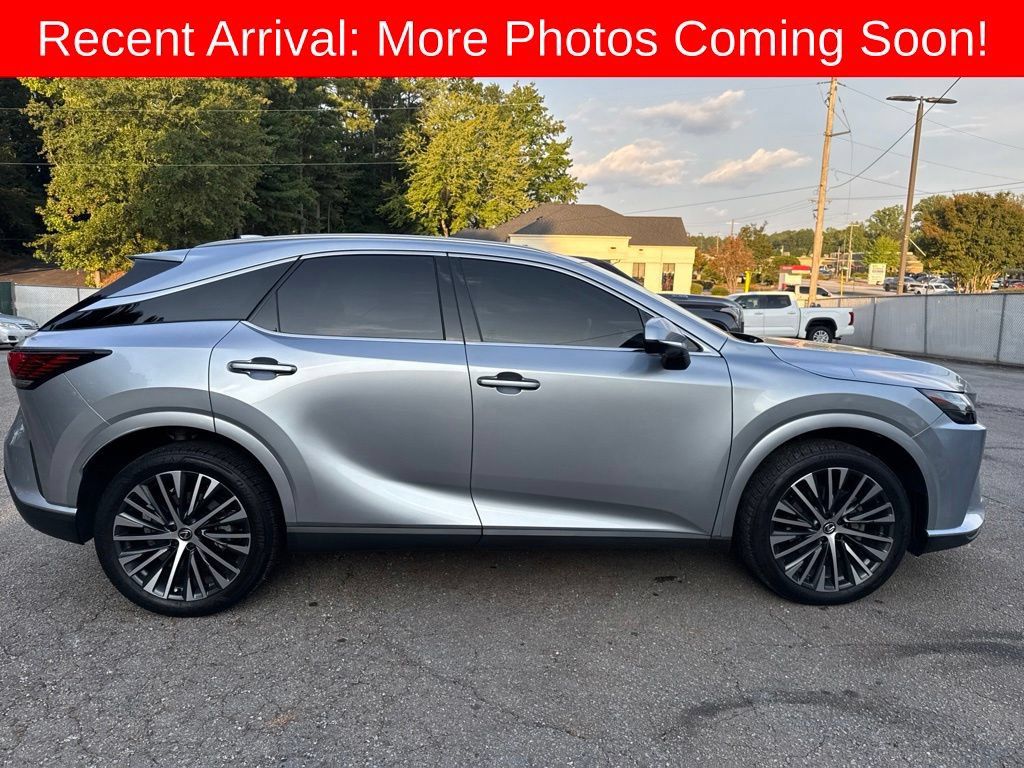 Used 2023 Lexus RX 350 Premium Plus w/ Accessory Package (Z1) FWD image 5