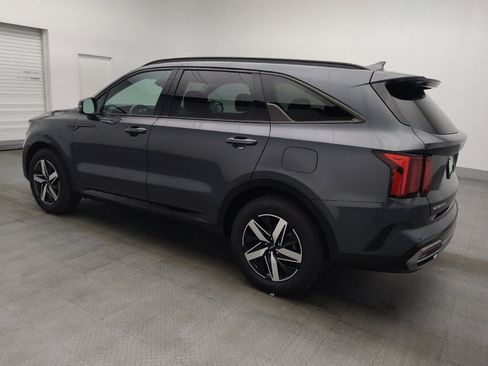 Used 2023 Kia Sorento S FWD image 3