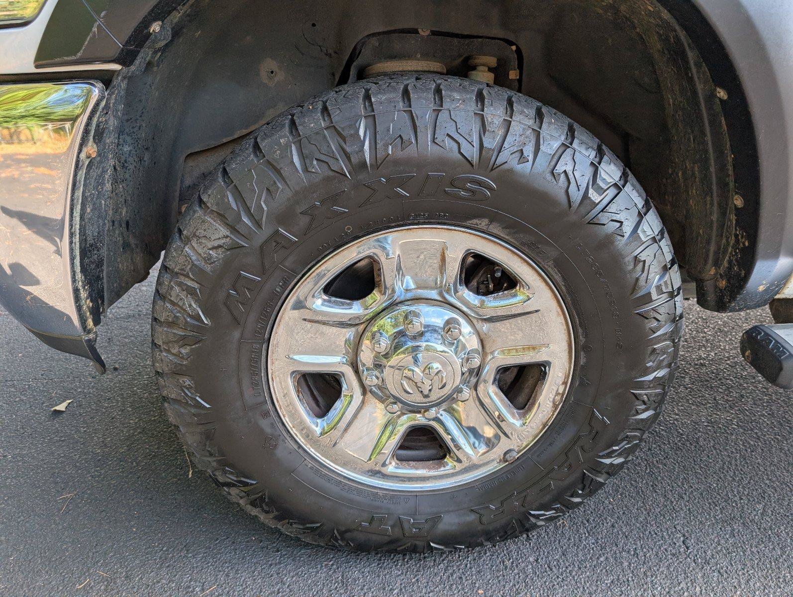 Used 2018 RAM 2500 Tradesman w/ Chrome Appearance Group AWD/4WD image 11