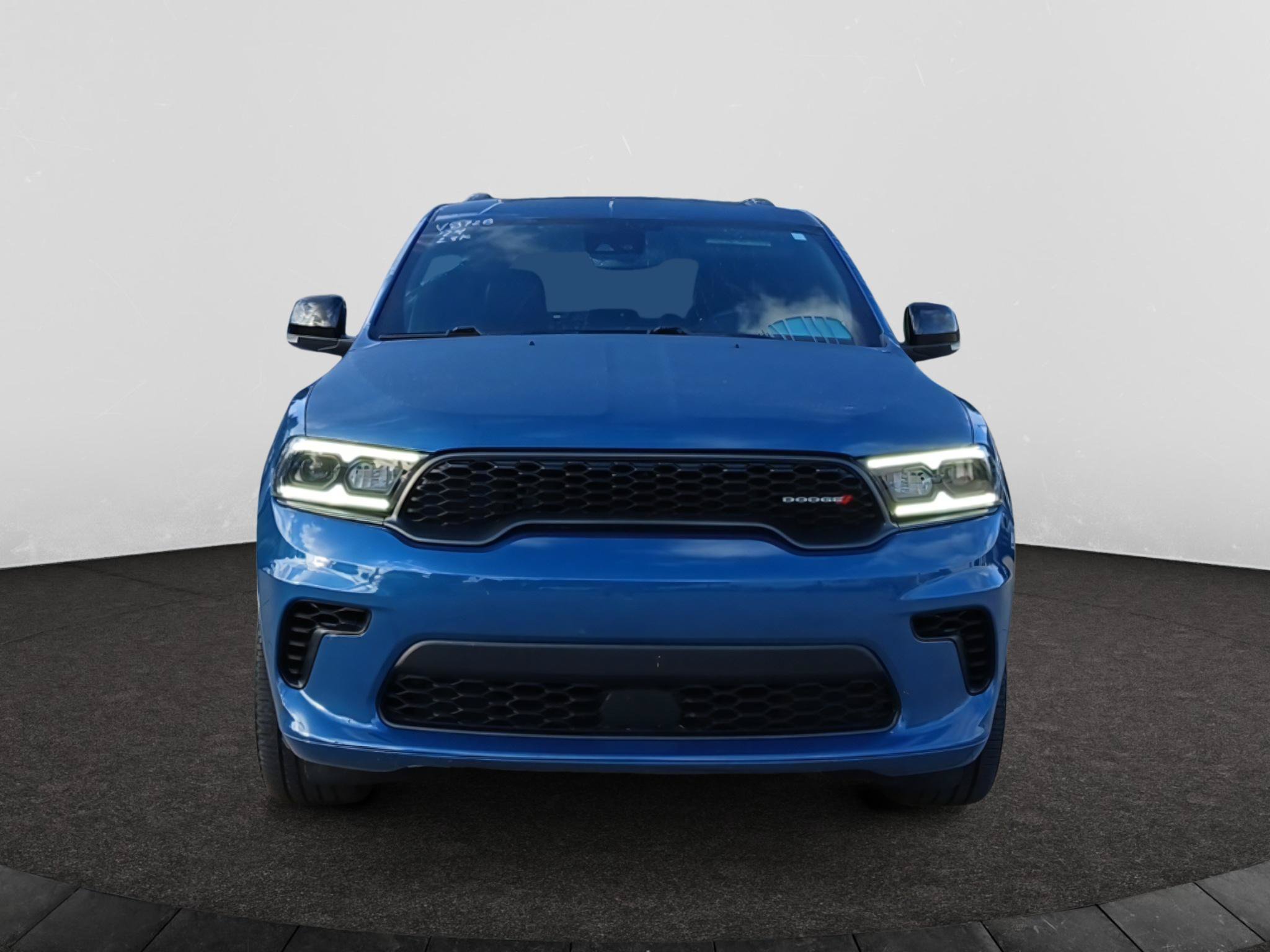 Used 2024 Dodge Durango GT RWD image 2