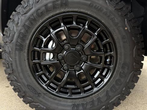 New 2026 Toyota Tundra SR5 AWD/4WD image 10