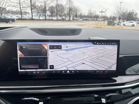 New 2026 BMW X5 sDrive40i image 13