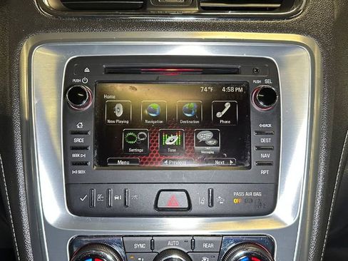 Used 2016 GMC Acadia SLT w/ Open Road Package FWD image 28