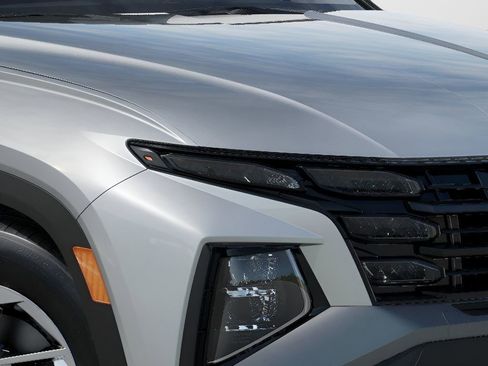 New 2026 Hyundai Tucson SE image 9