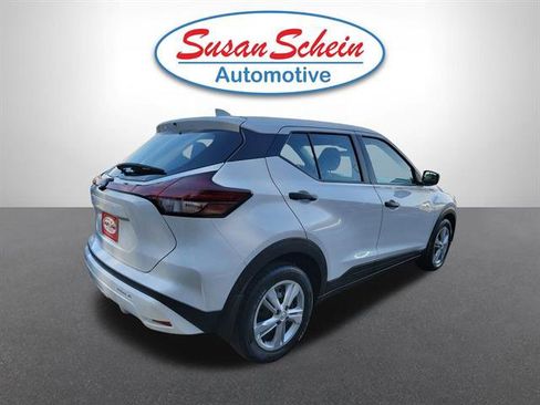 Used 2024 Nissan Kicks S image 21