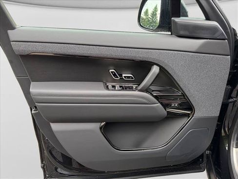 New 2026 Land Rover Range Rover Sport Dynamic SE AWD/4WD image 12