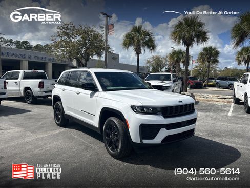 New 2026 Jeep Grand Cherokee Altitude RWD image 1