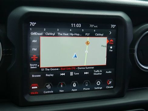 Used 2020 Jeep Gladiator Overland AWD/4WD image 20