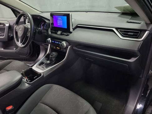 Used 2023 Toyota RAV4 XLE image 24