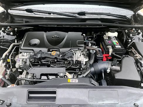 Used 2020 Toyota Camry SE FWD image 30