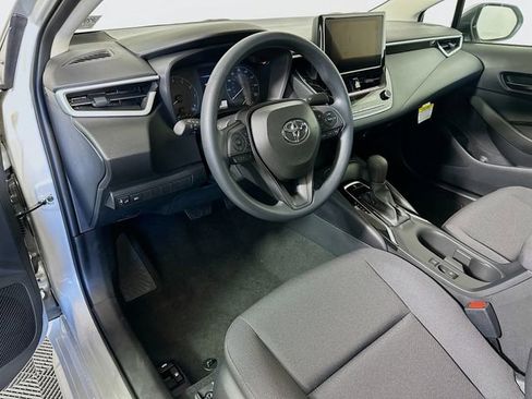 Certified 2025 Toyota Corolla LE image 10