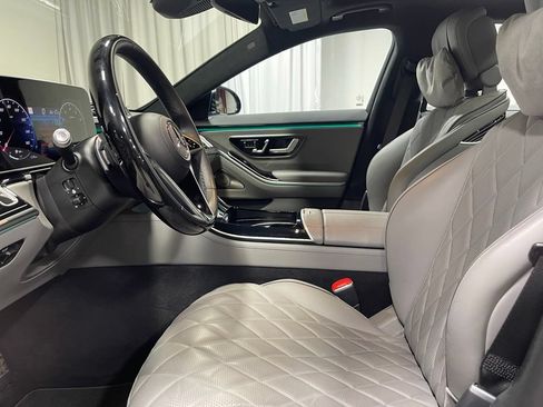Used 2026 Mercedes-Benz S 580 4MATIC Sedan w/ AMG Line Package image 20