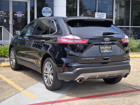 Used 2024 Ford Edge Titanium AWD/4WD image 3