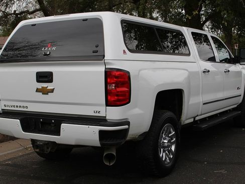 Used 2016 Chevrolet Silverado 2500 LTZ image 6