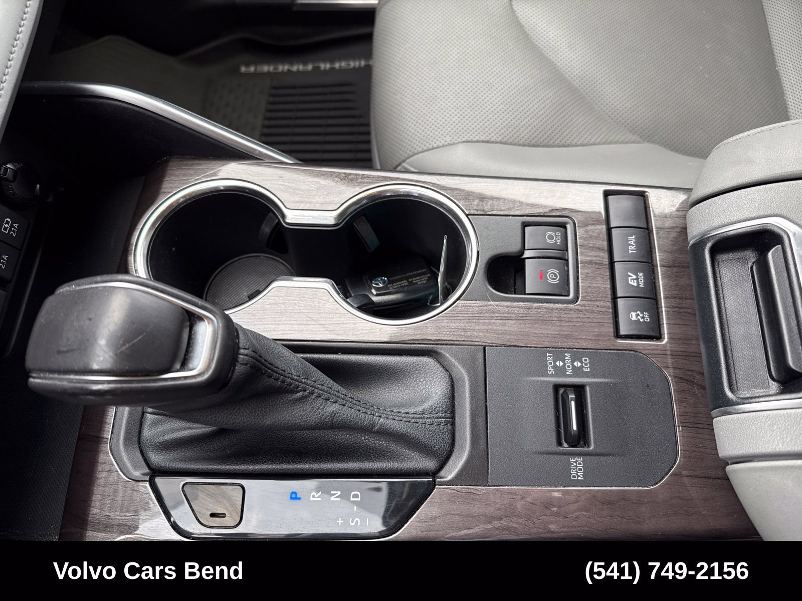 Used 2020 Toyota Highlander Platinum AWD/4WD image 17