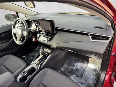 Used 2024 Toyota Corolla LE image 19
