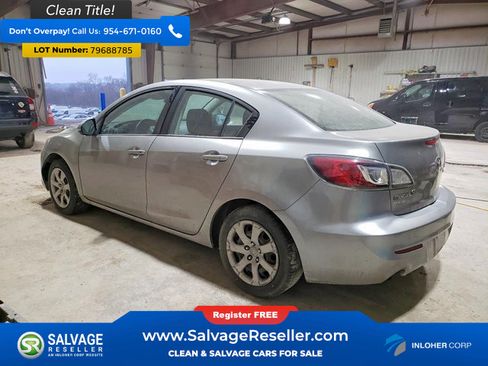 Used 2013 MAZDA MAZDA3 i SV FWD image 3