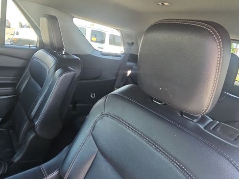Certified 2023 Ford Explorer Limited AWD/4WD image 13