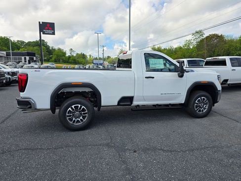 New 2025 GMC Sierra 3500 Pro image 6