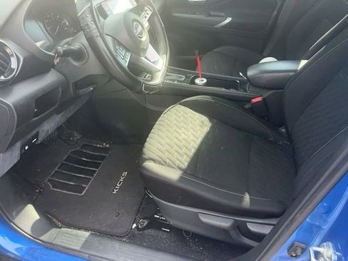 Used 2022 Nissan Kicks SV FWD image 8
