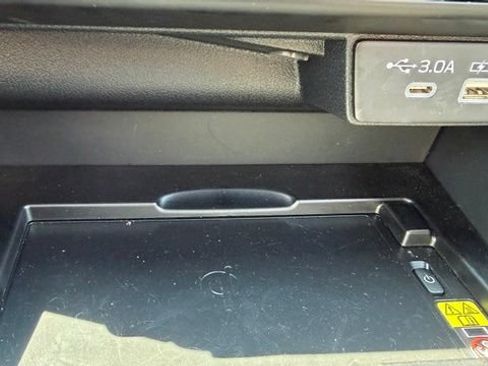 Used 2026 Subaru Outback Premium AWD/4WD image 31