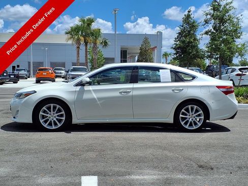 Used 2013 Toyota Avalon XLE Touring FWD image 4