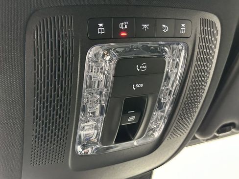 Certified 2025 Mercedes-Benz GLE 350 4MATIC image 33