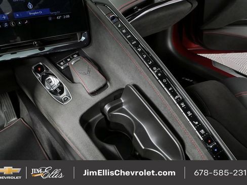 Used 2023 Chevrolet Corvette Stingray w/ Stealth Interior Trim Package image 19