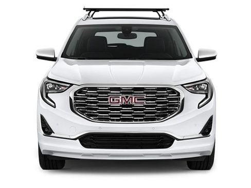 Used 2023 GMC Terrain Denali w/ Denali Premium Package AWD/4WD image 5