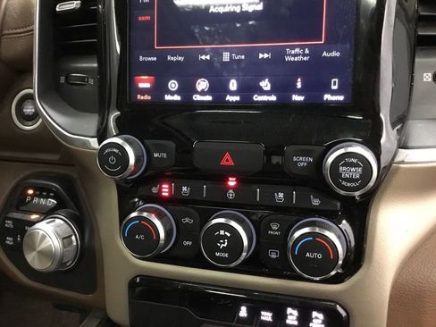 Used 2019 RAM 1500 Laramie image 27