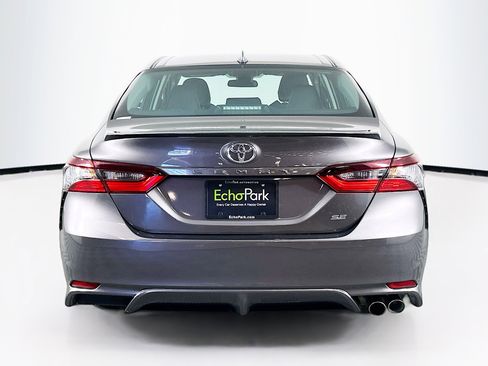 Used 2024 Toyota Camry SE image 7