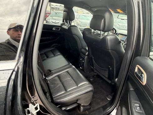Used 2014 Jeep Grand Cherokee Limited image 20