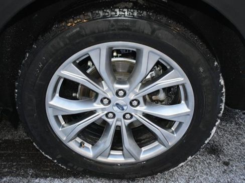 Used 2024 Ford Explorer Limited image 55