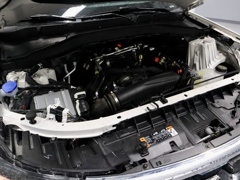 Certified 2025 Ford Explorer Active AWD/4WD image 16