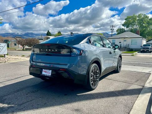 New 2026 Nissan Leaf Platinum+ w/ Cargo Package (Platinum+) FWD image 5