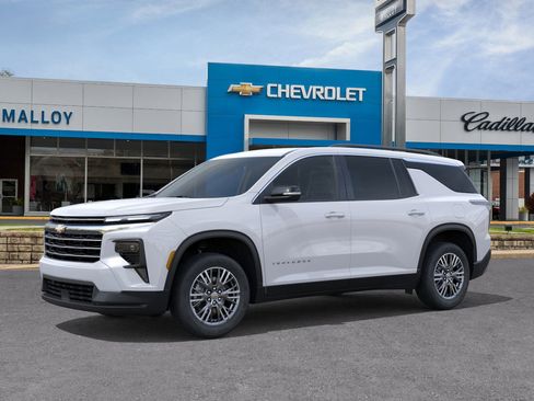 New 2026 Chevrolet Traverse LT w/ LPO, Floor Liner Package FWD image 27