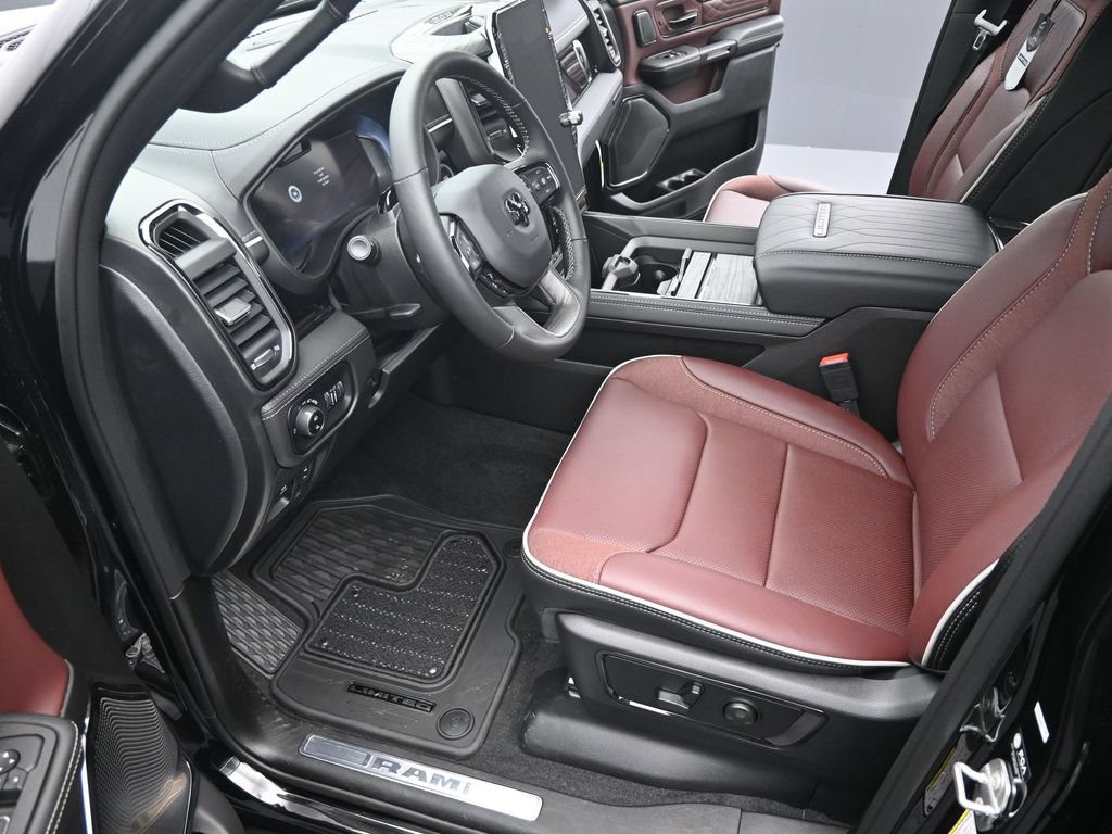 Used 2025 RAM 1500 Limited AWD/4WD image 10