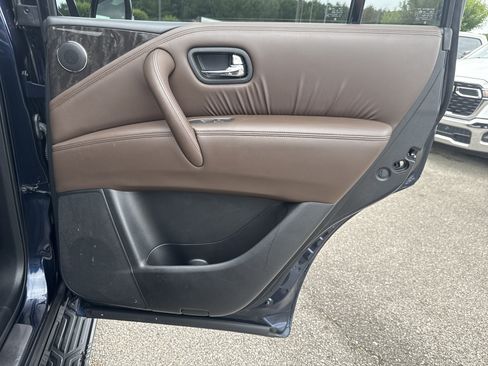Used 2023 Nissan Armada Platinum w/ Captain's Chairs Package AWD/4WD image 18