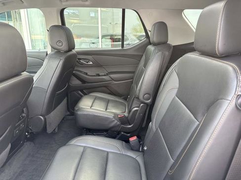 Used 2021 Chevrolet Traverse Premier AWD/4WD image 24