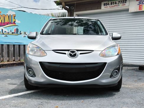 Used 2011 MAZDA MAZDA2 Touring FWD image 3
