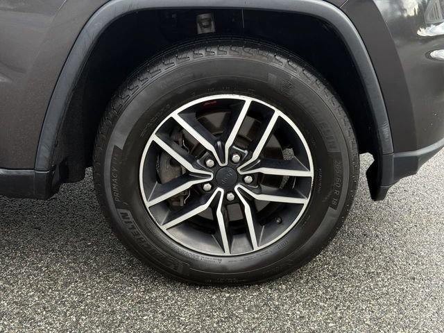Used 2020 Jeep Grand Cherokee Trailhawk w/ Trailhawk Luxury Group AWD/4WD image 13