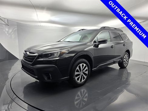 Used 2022 Subaru Outback Premium image 8