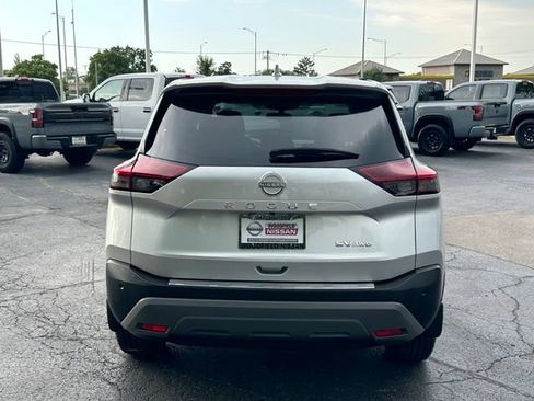 Certified 2023 Nissan Rogue SV AWD/4WD image 5