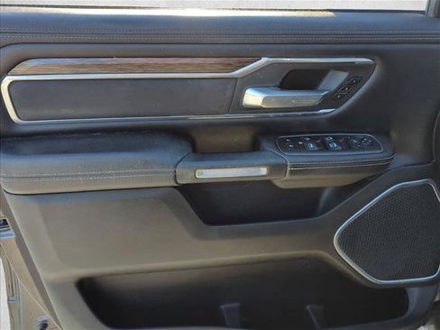 Used 2020 RAM 1500 Laramie RWD image 7